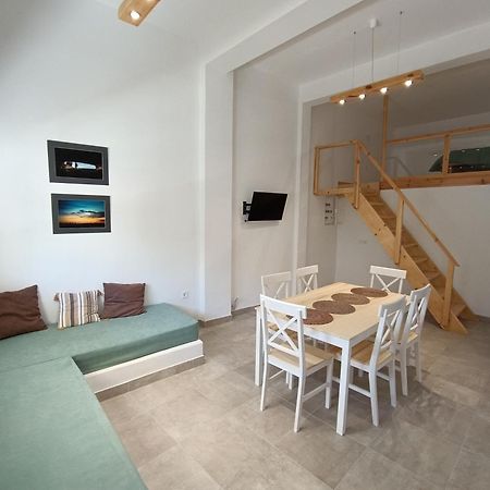 Tinos Youth Apartment Exterior foto